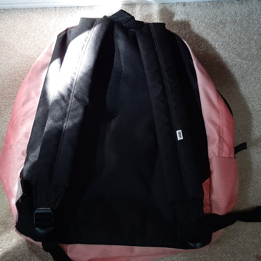 Van's back pack - Picture 2 of 2